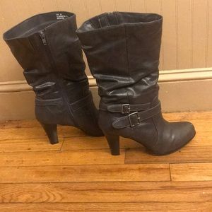 Womans fashion boots